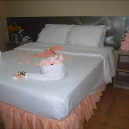 Angica Golden 3*